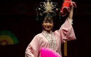 搞笑农村二人转，农村搞笑二人转视频